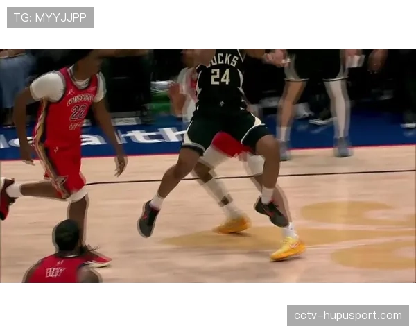 实时报道:鹈鹕主场迎战雄鹿,现场大屏幕展示新西兰与希腊球迷助威画面 实时报道:鹈鹕主场迎战雄鹿,现场大屏幕展示新西兰与希腊球迷助威画面